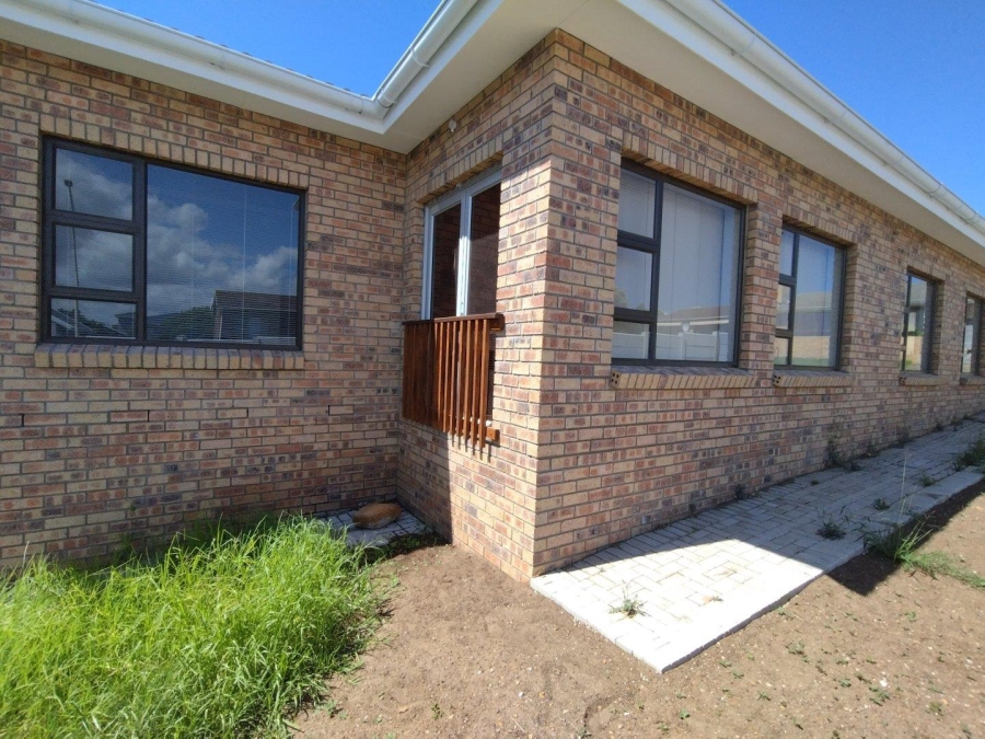 3 Bedroom Property for Sale in Wavecrest Eastern Cape